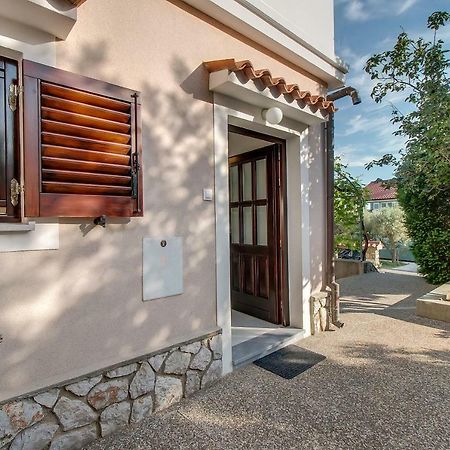 Apartment Simona Малий Лошинь Екстер'єр фото