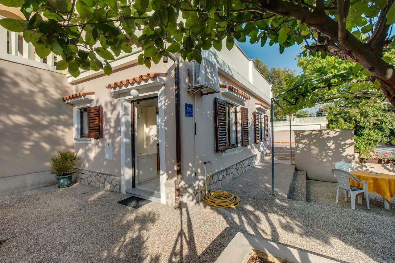 Apartment Simona Малий Лошинь Екстер'єр фото