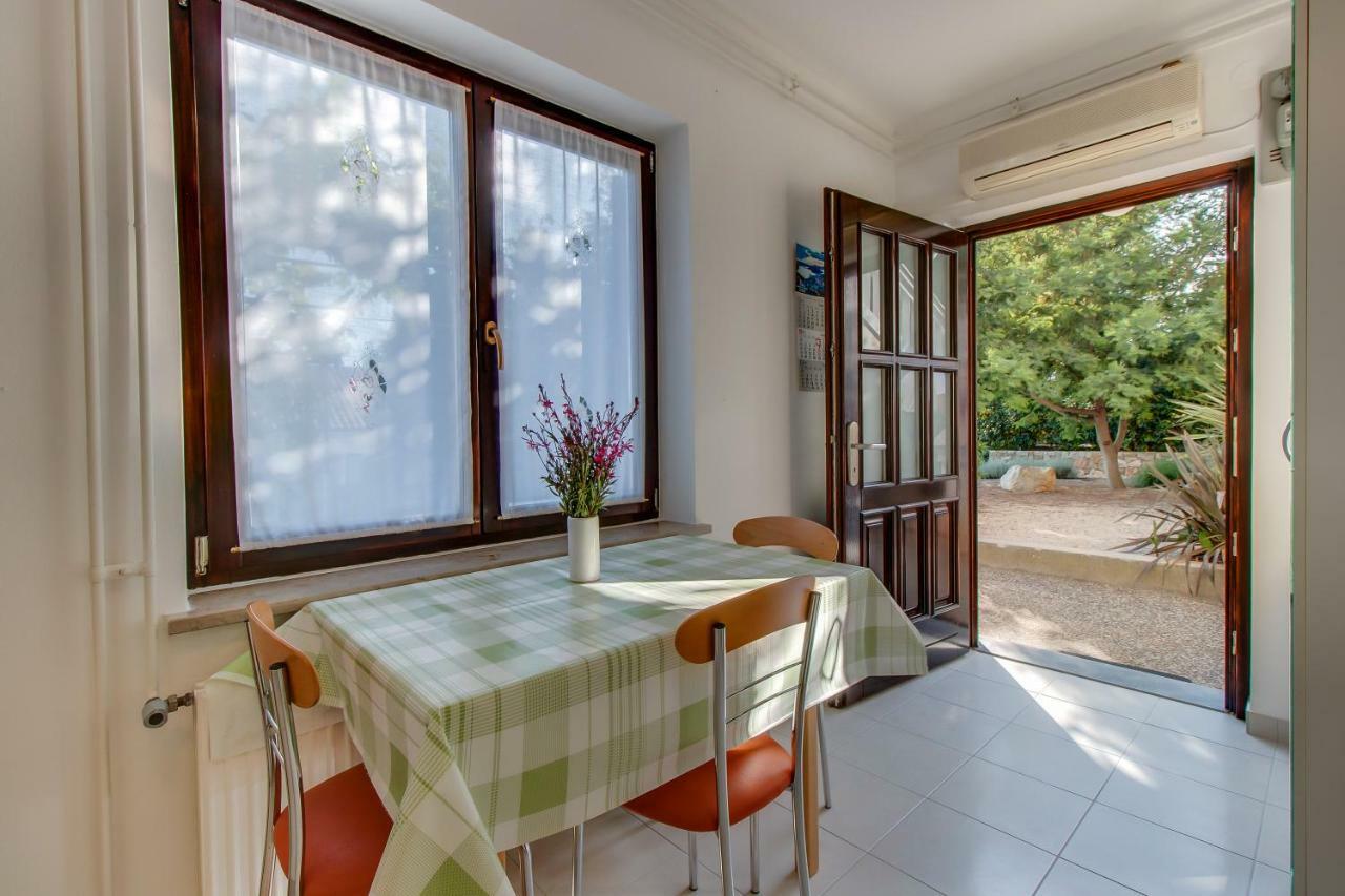 Apartment Simona Малий Лошинь Екстер'єр фото